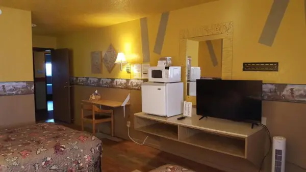 Earth Inn Motel - Jackson 9